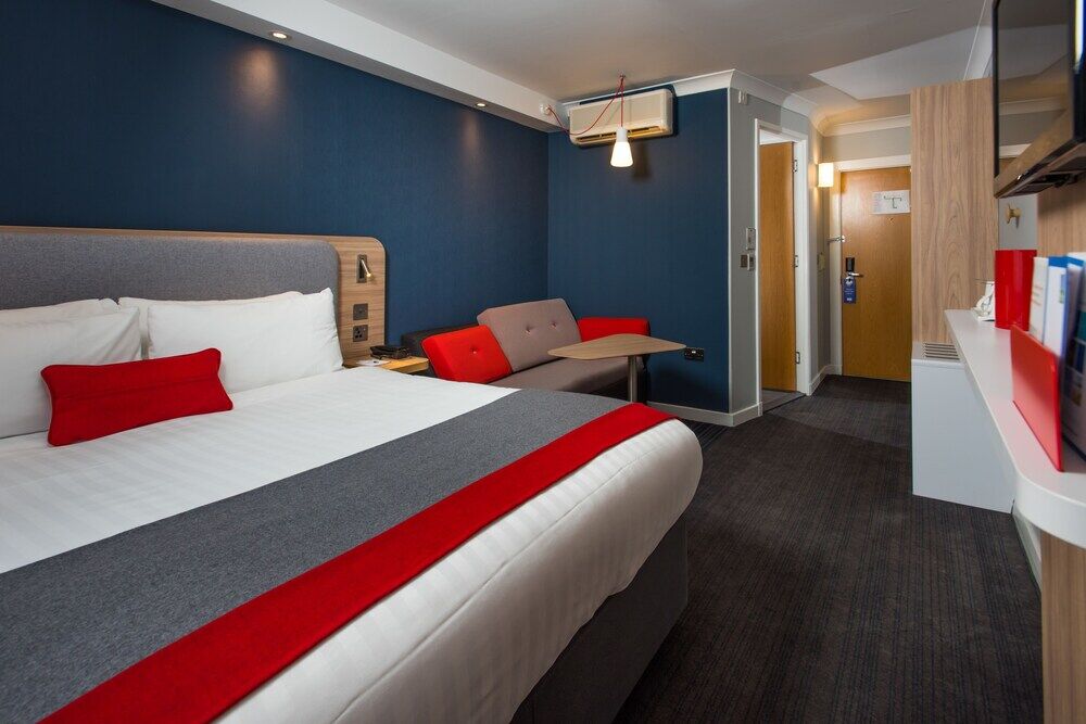 Holiday Inn Express Edinburgh - Leith Waterfront, An Ihg Hotel Екстериор снимка
